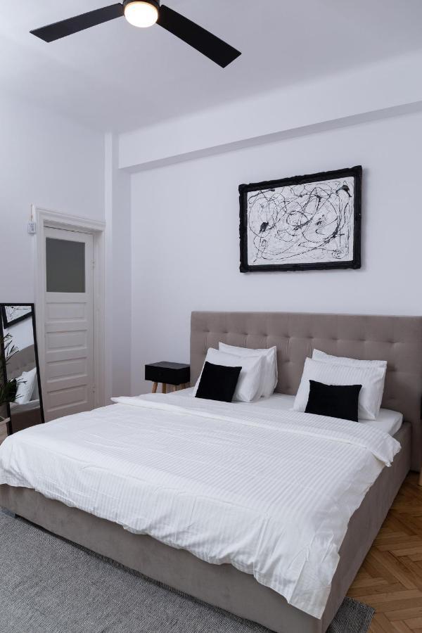 Apartamento Color Aparments Coposu BLV Bucarest Exterior foto