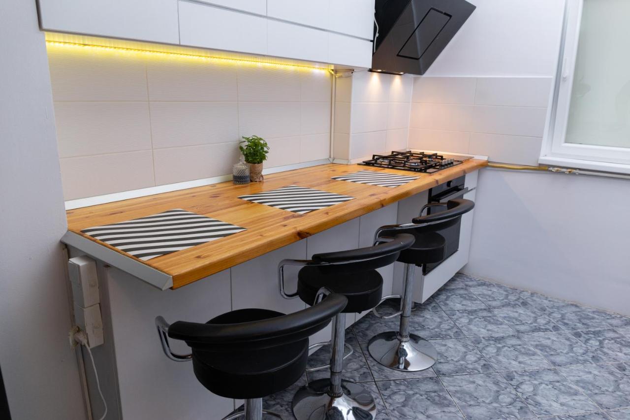 Apartamento Color Aparments Coposu BLV Bucarest Exterior foto