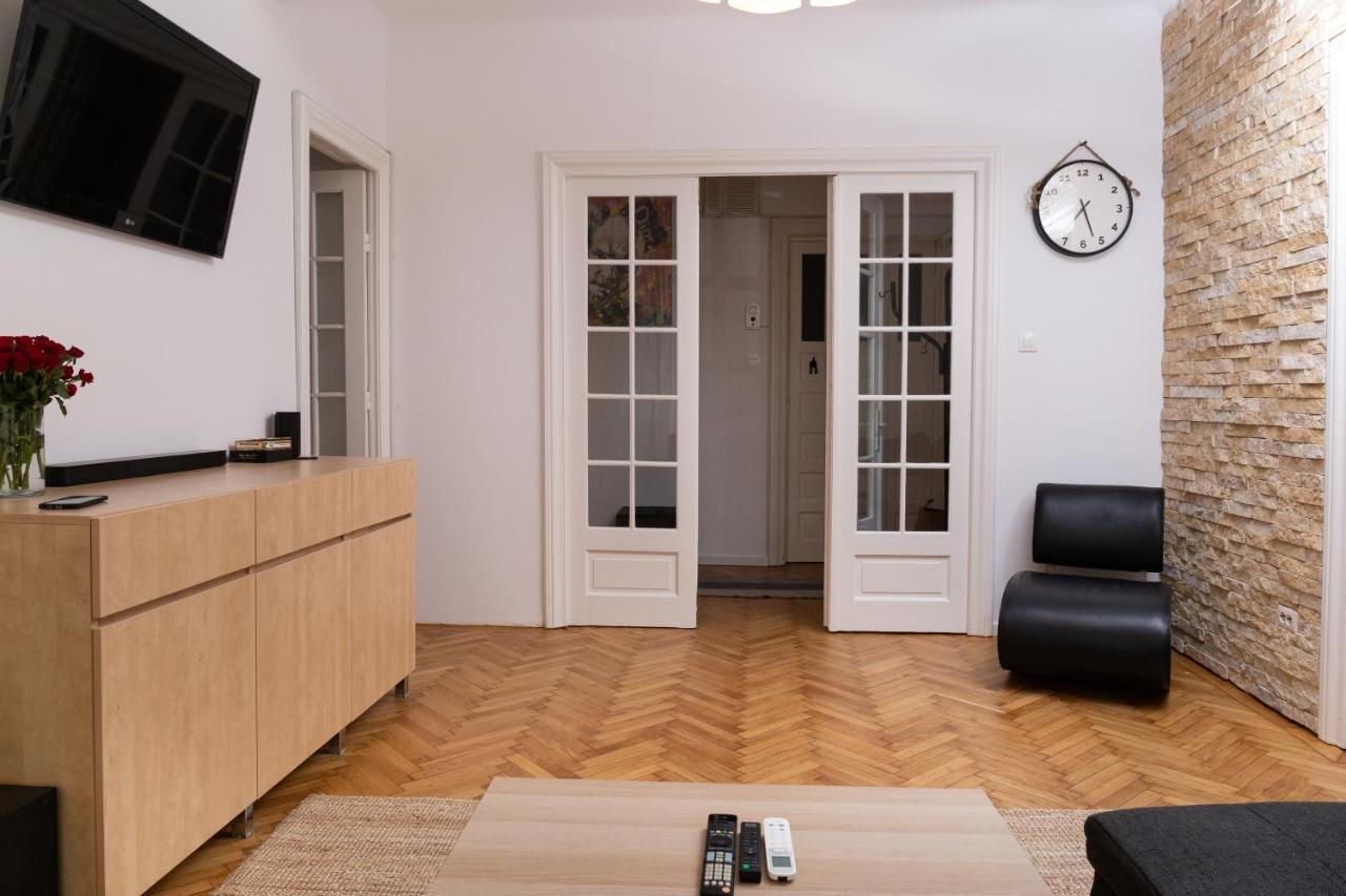 Apartamento Color Aparments Coposu BLV Bucarest Exterior foto